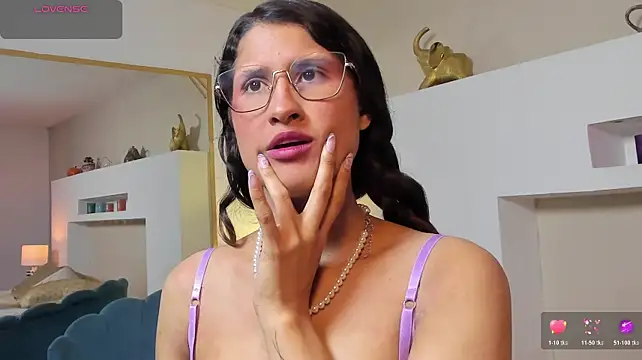 AmbarOnix - Choose my next playful pose 💋