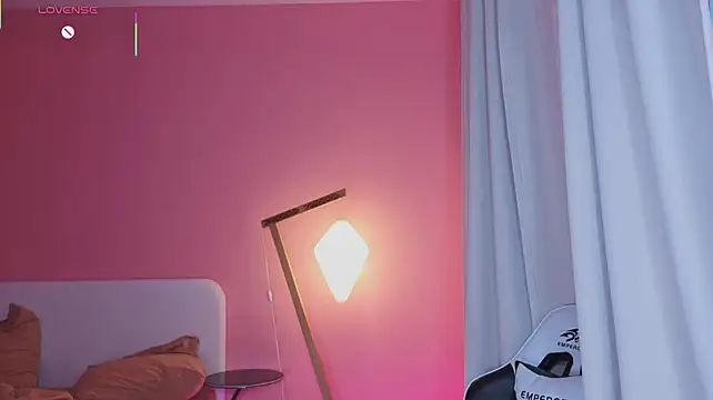 Elis_Fox - DOGGY POSE & SHOW PINKY PUSSY! 🐱🥰😎🔥
