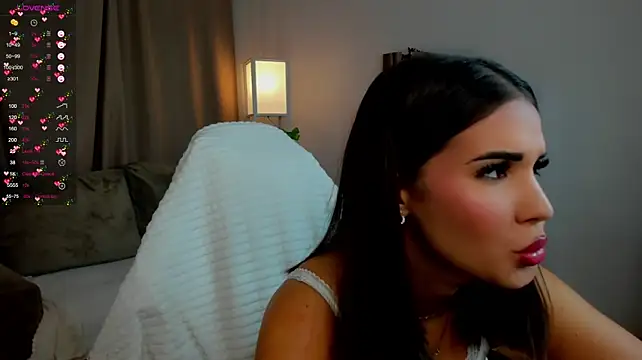 LaylaSunshinee - show tongue