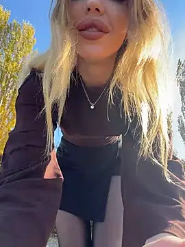 Jean_Graay - flash naked tits