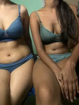 Arjun_pooja_rani - Fuck both in ticket show