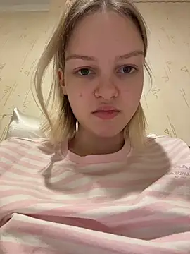 AshleyMur - naked show