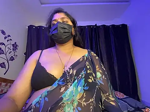 UR_Chocogirl - Boobs ice massage