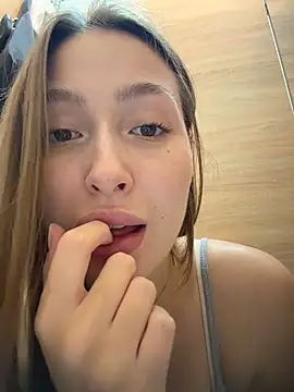 Coconut_milk - Saty doggy near urinal+massage ass 1 g