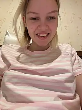 AshleyMur - naked show
