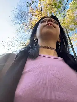 LishuMeow - pin dildo on wall +suck with open door😱