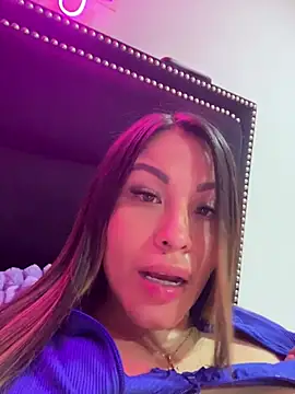 Sexyyykloee - tits out + deep throat very sloppy