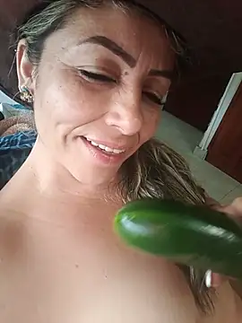 Maynor_1998 - I want to fuck a cucumber 🍆💦🔥