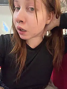 SlavicCandy - flash boobies in public mall