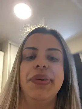 Patyyyy - Siririca com vibrador 🔥🔥