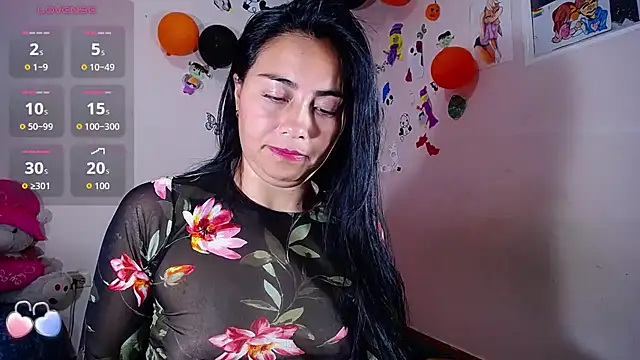 Hanna_girl21 - show Finger in the ass