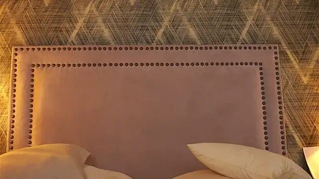 ChiaraWillow - MAKE MY PUSSY THE MOST JUICY TODAY