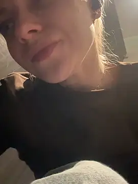 ValenciaShock - SUCK MY FAV DILDO WITH NAKED BOOBS