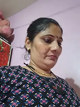Karishma_bhabi02 - My modal saport please 💔💔💔💔💔