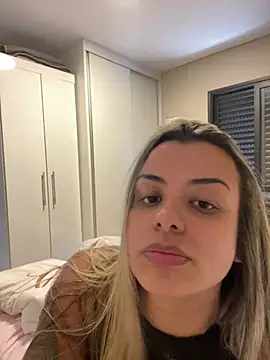 Patyyyy - Siririca com vibrador 🔥🔥