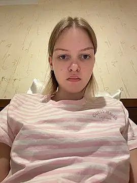 AshleyMur - naked show