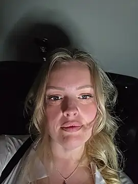 Bridgette03 - Wanna play?