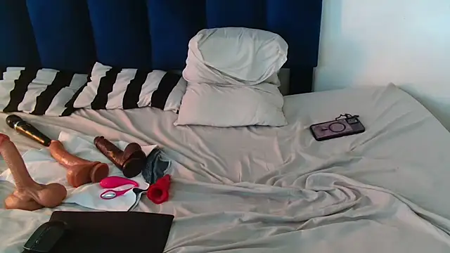 Stallion_Queen - Ride daddy's HardCock 🫦