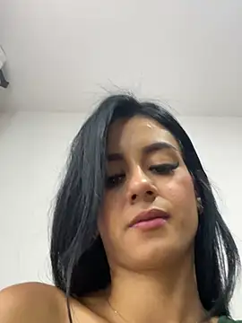 Lau_val69 - Cameltoe