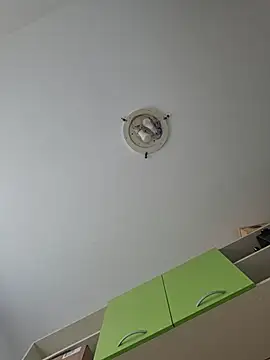 6Alicee69 - Suck finger