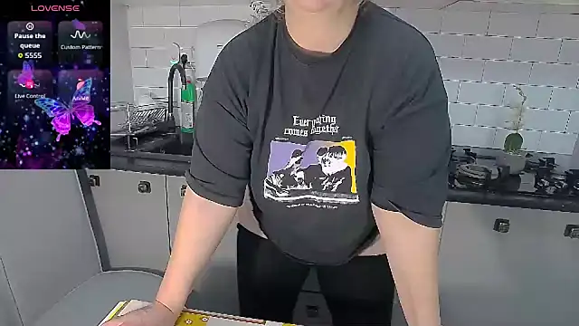 Erikaerika - topless & blow job 💦💦💦