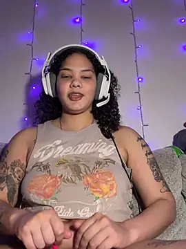 Tastylolaaa - Cum and dildo fuck with oil
