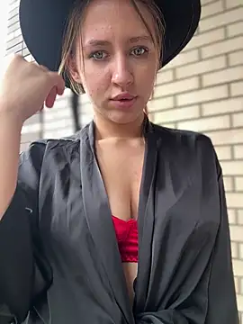 AriNova_ - Sexy bra Very shorts shot Cap