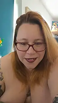 NikiDeeOfficial - strip tease