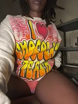 Thechocolatepeach - sloppy bj on dildo then ride it