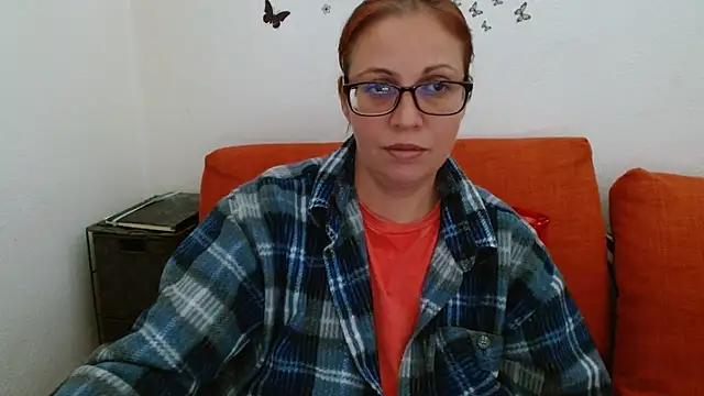 LadyHellene - bubble shower show ;)