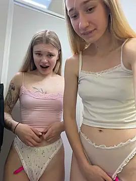 -MiaKitty