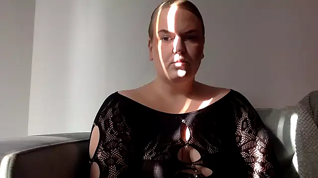 Gracelovesxx - whoever completes goal gets sex vid