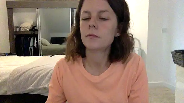 Petite-Esme - oil tits