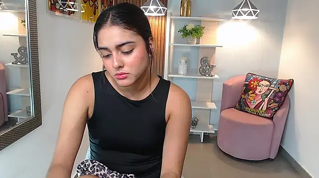 _Lucy_Grey_ - OIL IN BODY + FINGER IN PUSSY