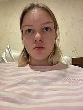 AshleyMur - naked show