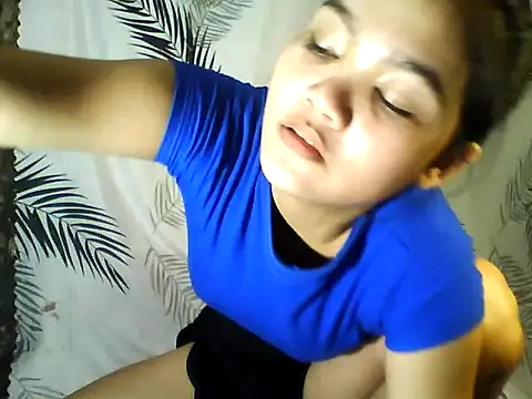 PinaySkinnyJust18 - naked masturbate