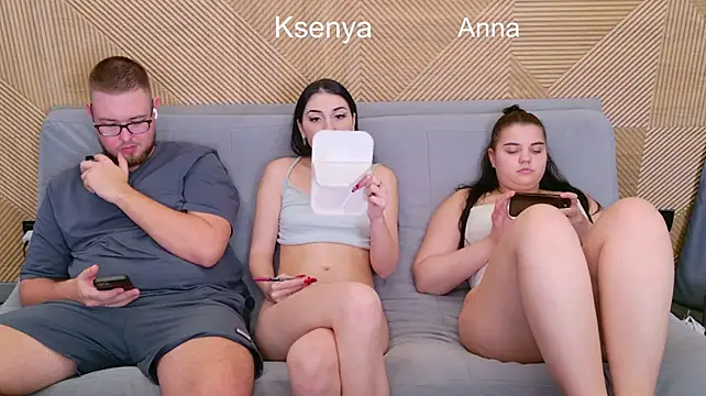 Ksenny - threesome sex + creampie