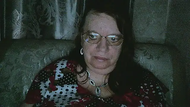 SusanaAhSun - tits in hands