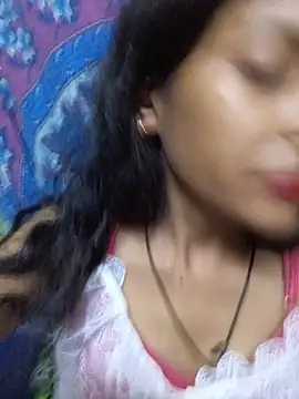 Gud_girl_Nilu - Dildo in pussy
