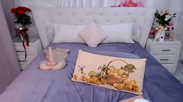 HottieSweetBritney - I will dance and tease u