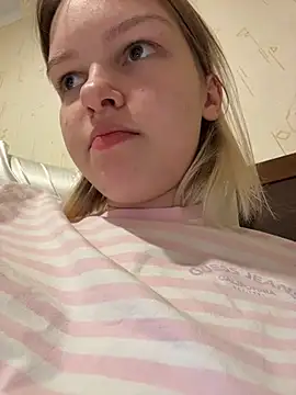 AshleyMur - naked show