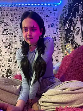 Daisyy_Doll - Get naked😈