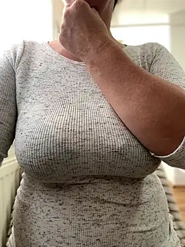 Sweetmystery1 - Bra off under dress
