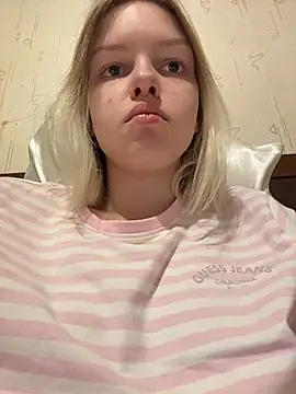 AshleyMur - naked show