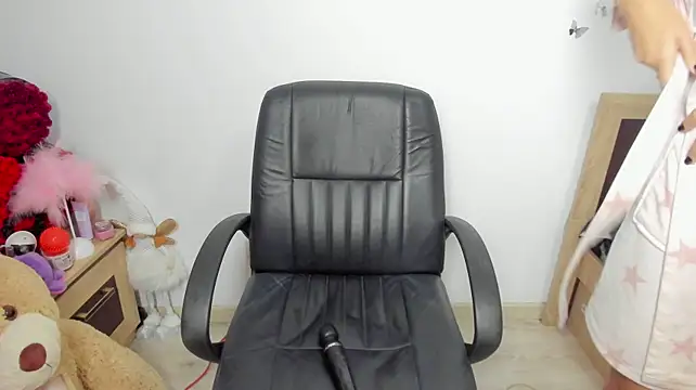 Kilenyapatrice - SQUIRT