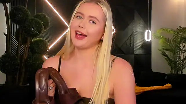 Julia_robertson - ❤️deep Throat💞