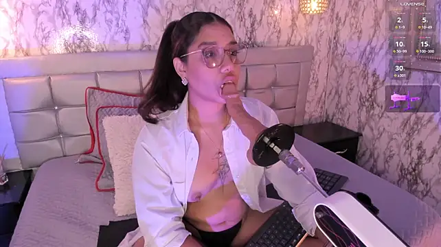 MayaCroos - SLAP MY FACE WITH YOUR COCK 🥵🍆