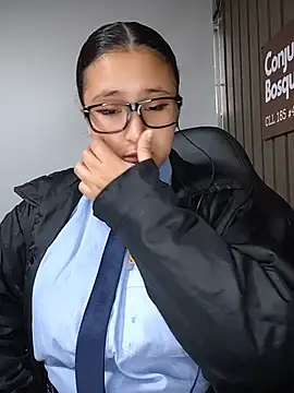Cute_Penelope - boobs bouncing in your face+saliva🤫shh
