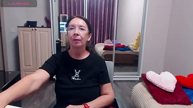 Celine_Faer1 - 👅Lick your nipples👅