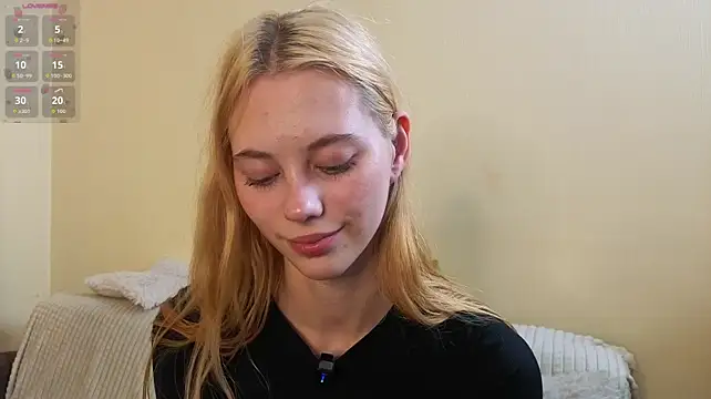 HarriettKitty - SPANKING ASS